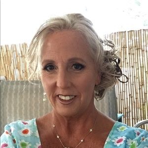 Meet your Posher, Alison